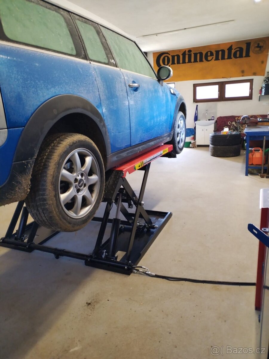 Nůžkový zvedák BORTEN,,BOR3000B'' 3000KG rv.2025 SKLADEM - 17