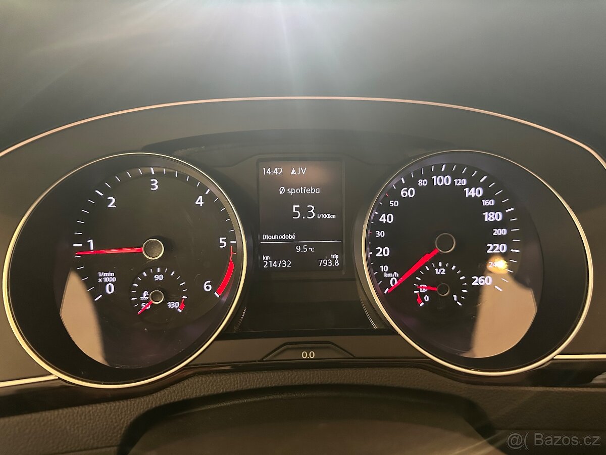 VW TOUAREG 3.0TDI V6 193KW 4MOTION EXCLUSIVE CZ DPH - 17