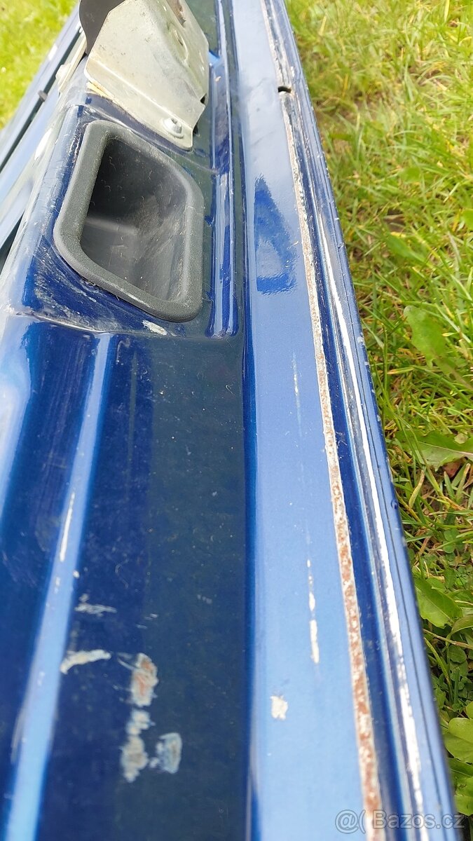 Mercedes ML - Dveře kufru modré - 17