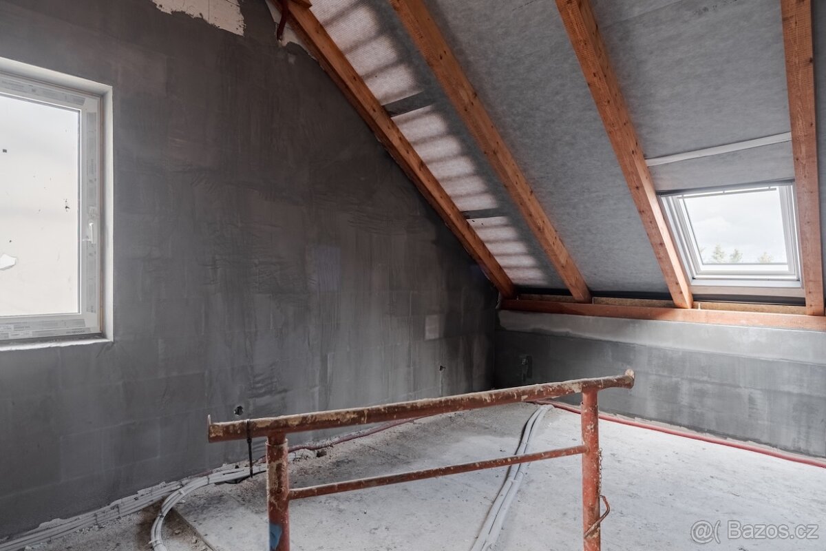 Rodinný dům 4+kk Dražkovice - Pardubice - 17