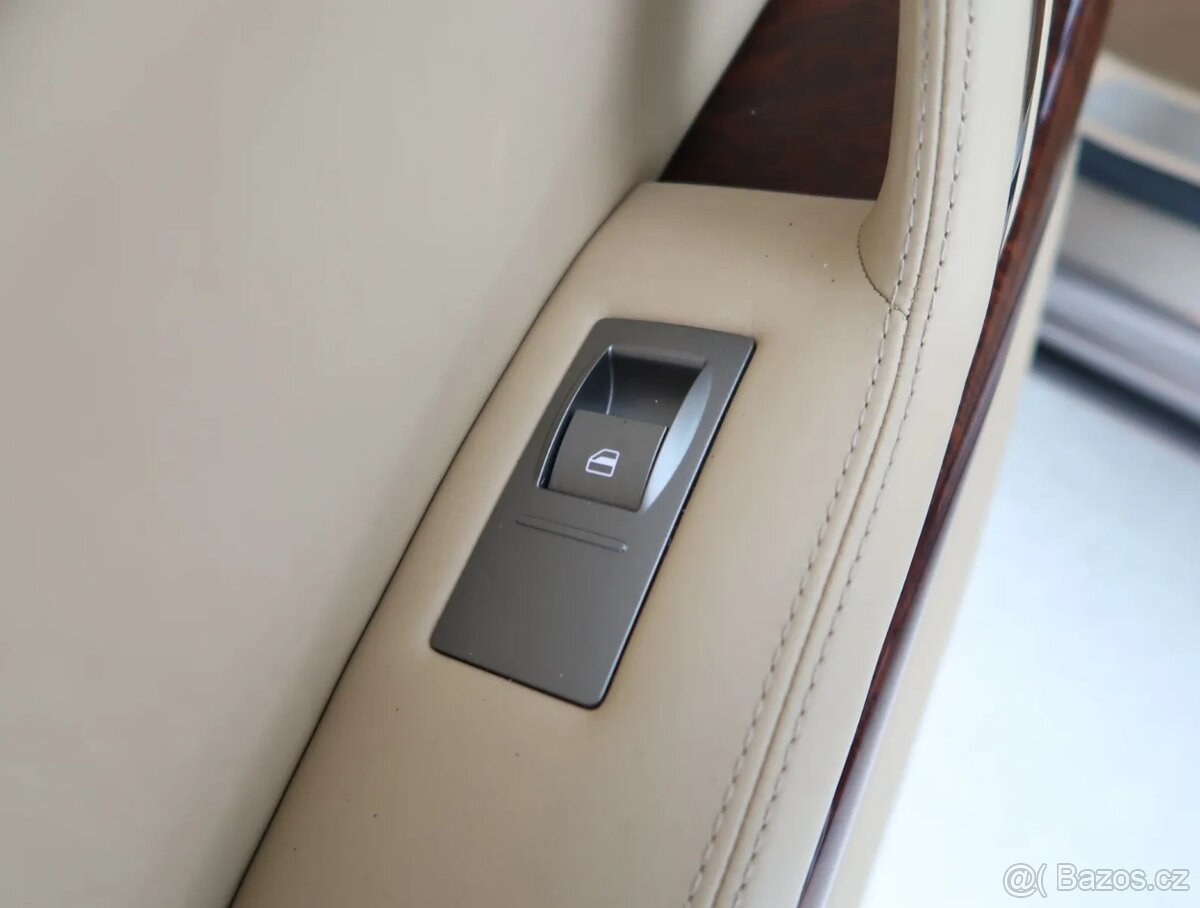 Volkswagen Phaeton 2011 6.0 W12 195714km 4x4 - 17