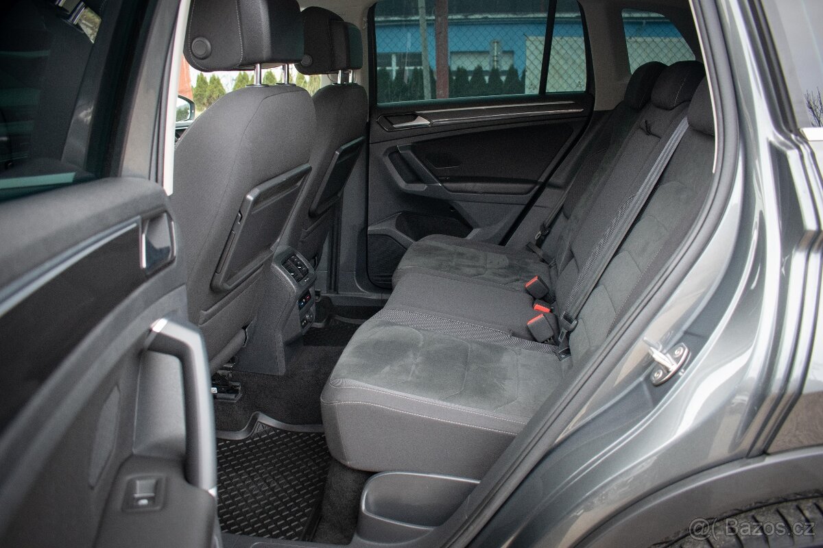 VW Tiguan R-line 2.0TDi 140kw DSG 4x4 Keyless Virtual ACC - 17