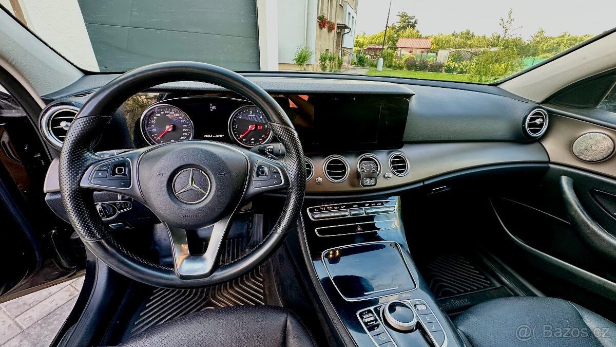 Mercedes-Benz E-class, E220d W213, S213 - 17