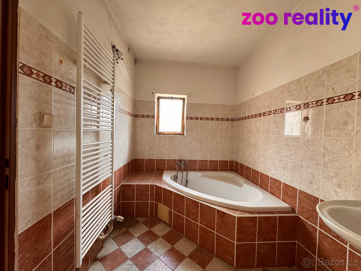 Prodej, rodinný dům 3+kk, 335 m2, Holedeč, Veletice - 17