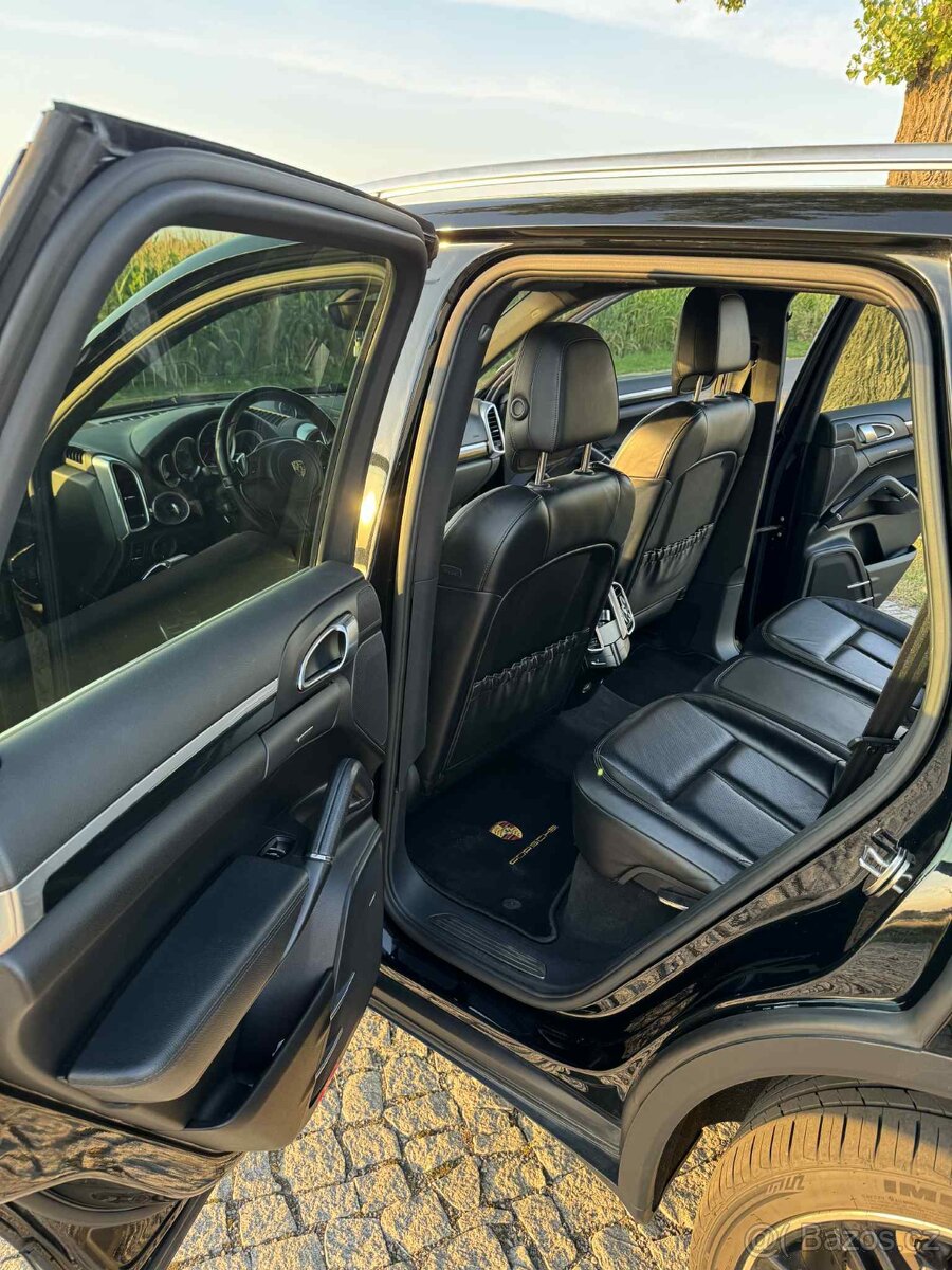 Porsche Cayenne - 17