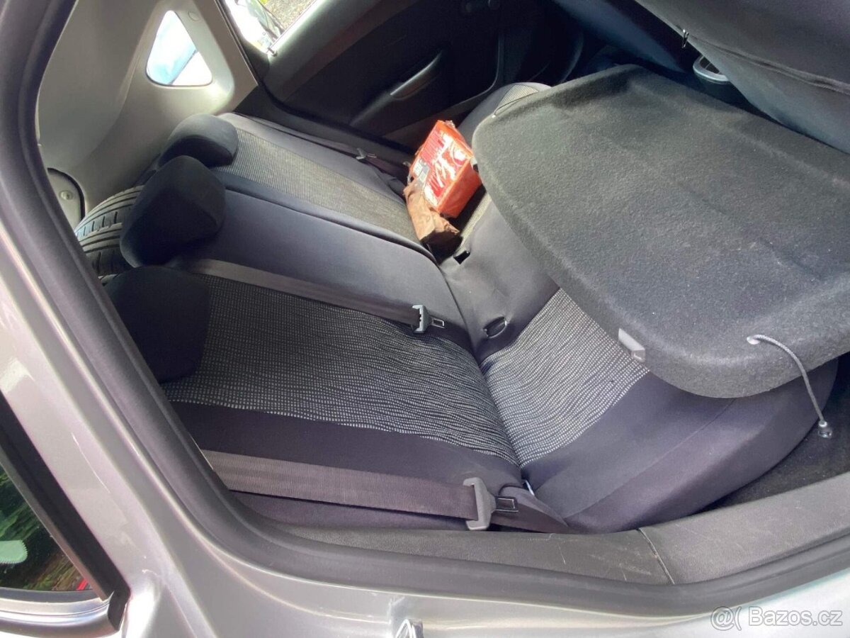 Opel Astra J 1.4i 74kW 1.majitel 78tkm 2015 STK 5/27 - 17