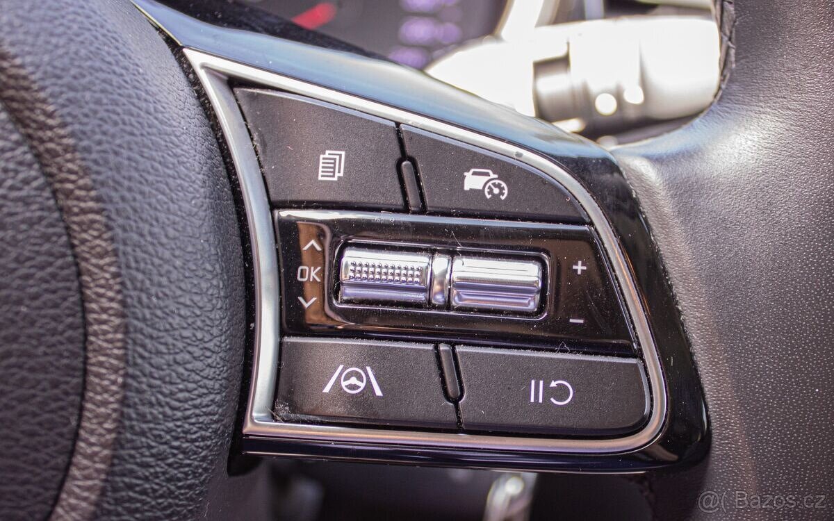 Kia XCeed 1.5 T-GDi Gold - 17