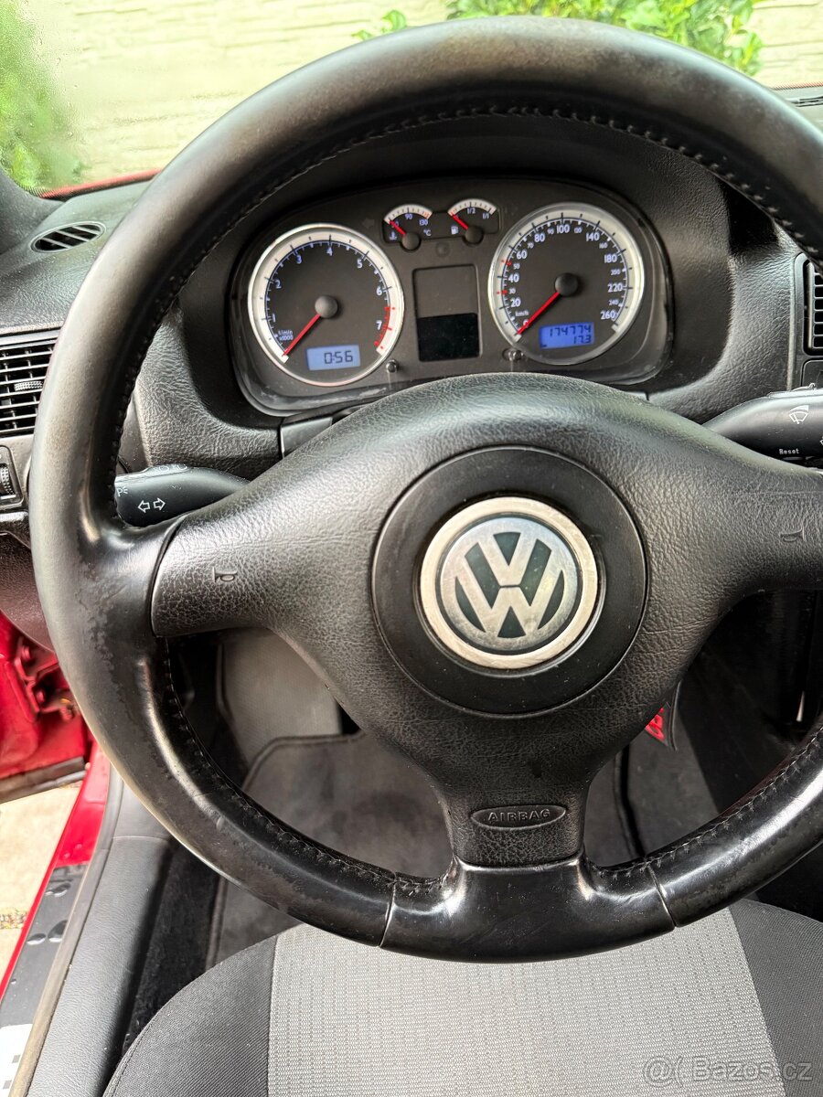 VW Golf 4 1.6 Pacific - 17