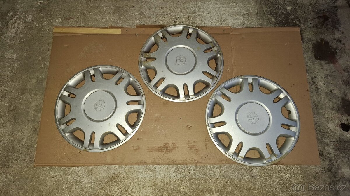 Toyota CarinaE - soubor náhradních dílů - 17