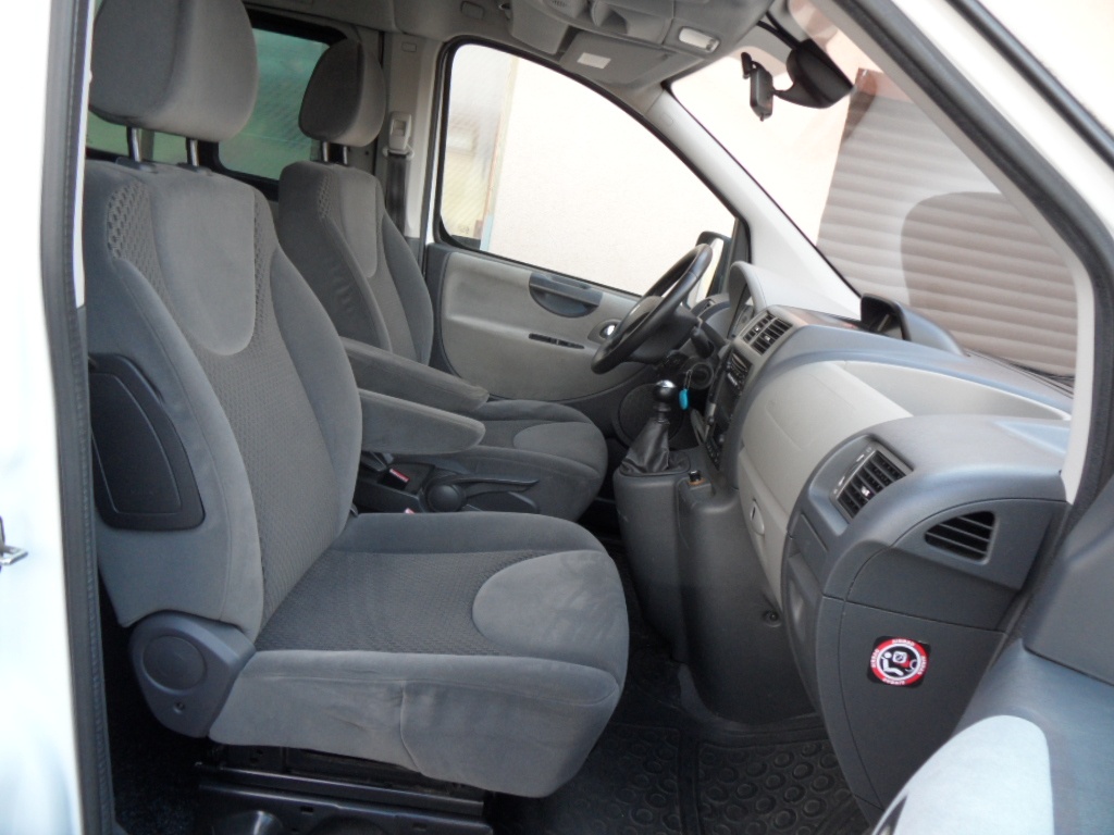 Fiat Scudo 2.0 JTD, MultiJet,8 míst,Pěkný stav - 17