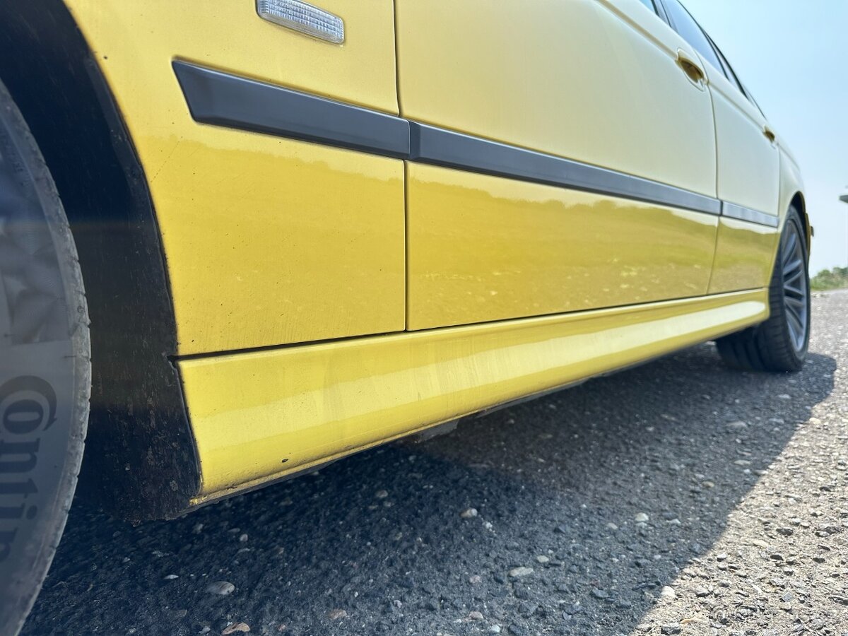 BMW E39 530d Individual Dakargelb - 17