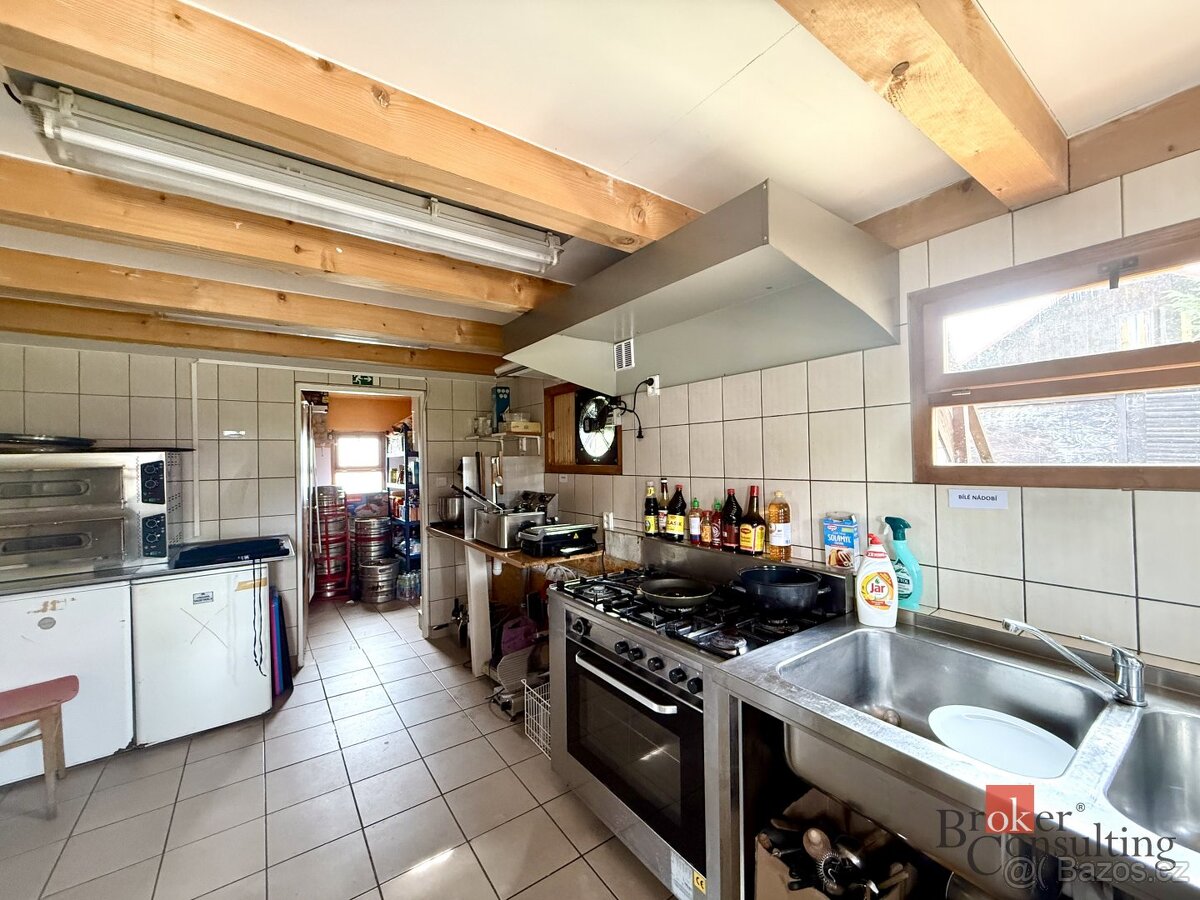 Prodej, komerční/restaurace, 65 m2, třída T. G. Masaryka 836 - 17