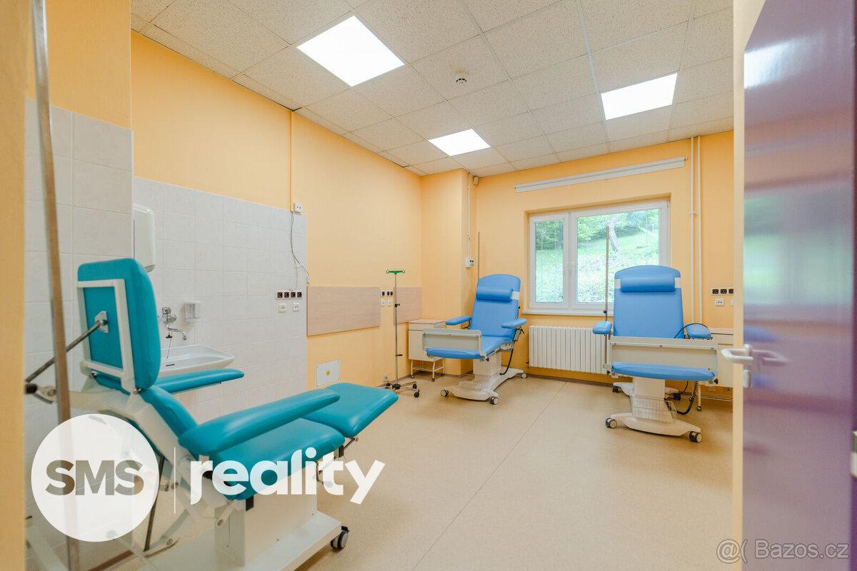 Prodej kompletně zařízené a zkolaudované ordinace - připrave - 17