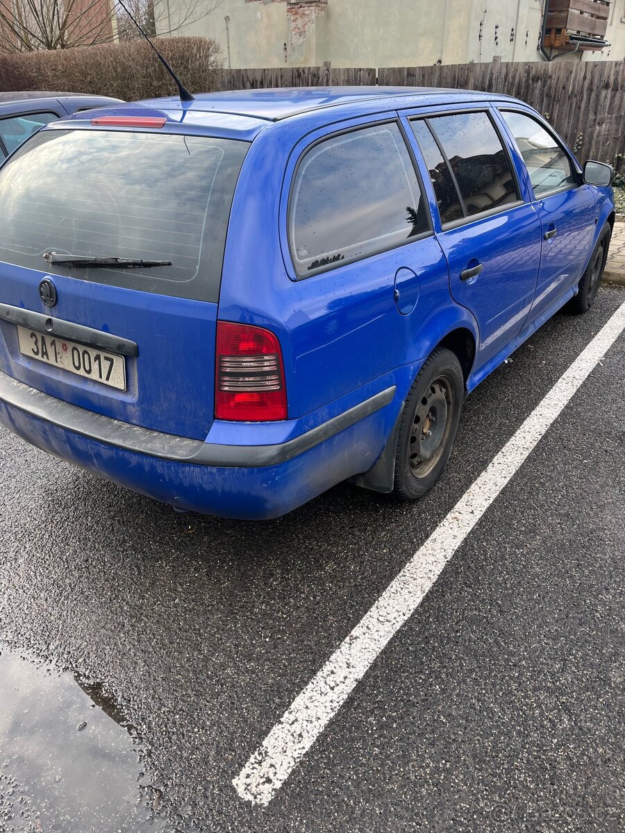 Škoda Octavia 1 1.6mpi BFQ - 17