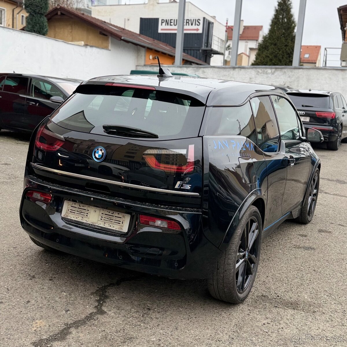BMW i3, I3s elektro Ojeté, 8/2020, 202 085 km 340 000 Kč K - 17