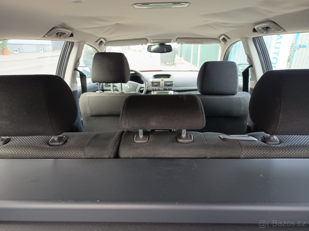 Toyota Avensis combi 2,0D-4D Comfort ČR - 17