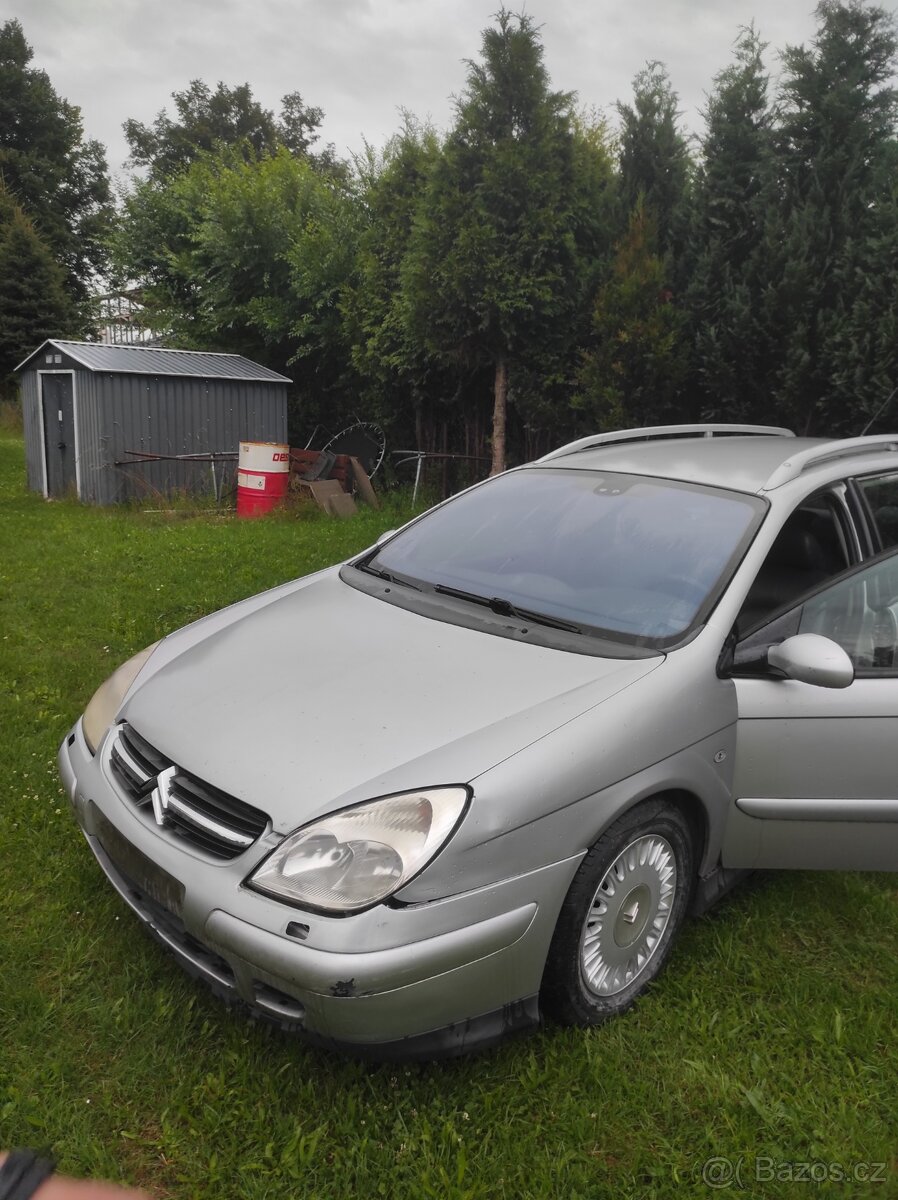 2x Citroen C5 sedan a kombi - 17