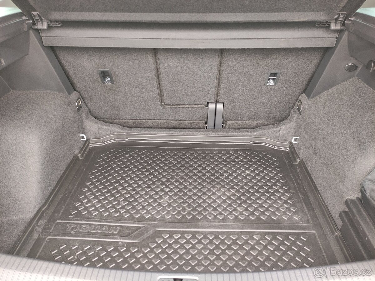 VW Tiguan DSG 4Motion FullLED KAMERA TAŽNÉ MY 22 - 17