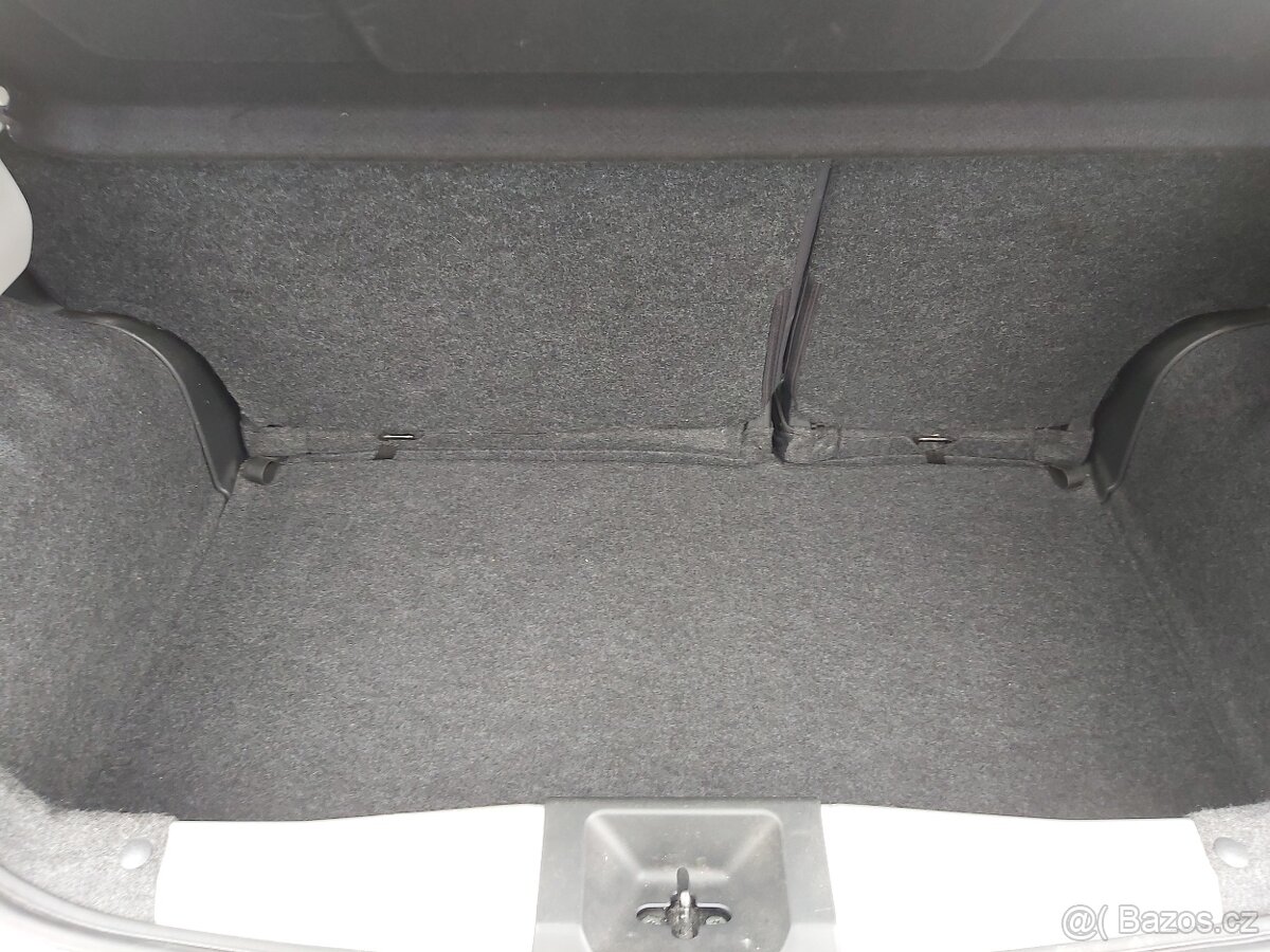 Nissan Micra 1.2 59 kw, 2015, jen 15.000 km - 17