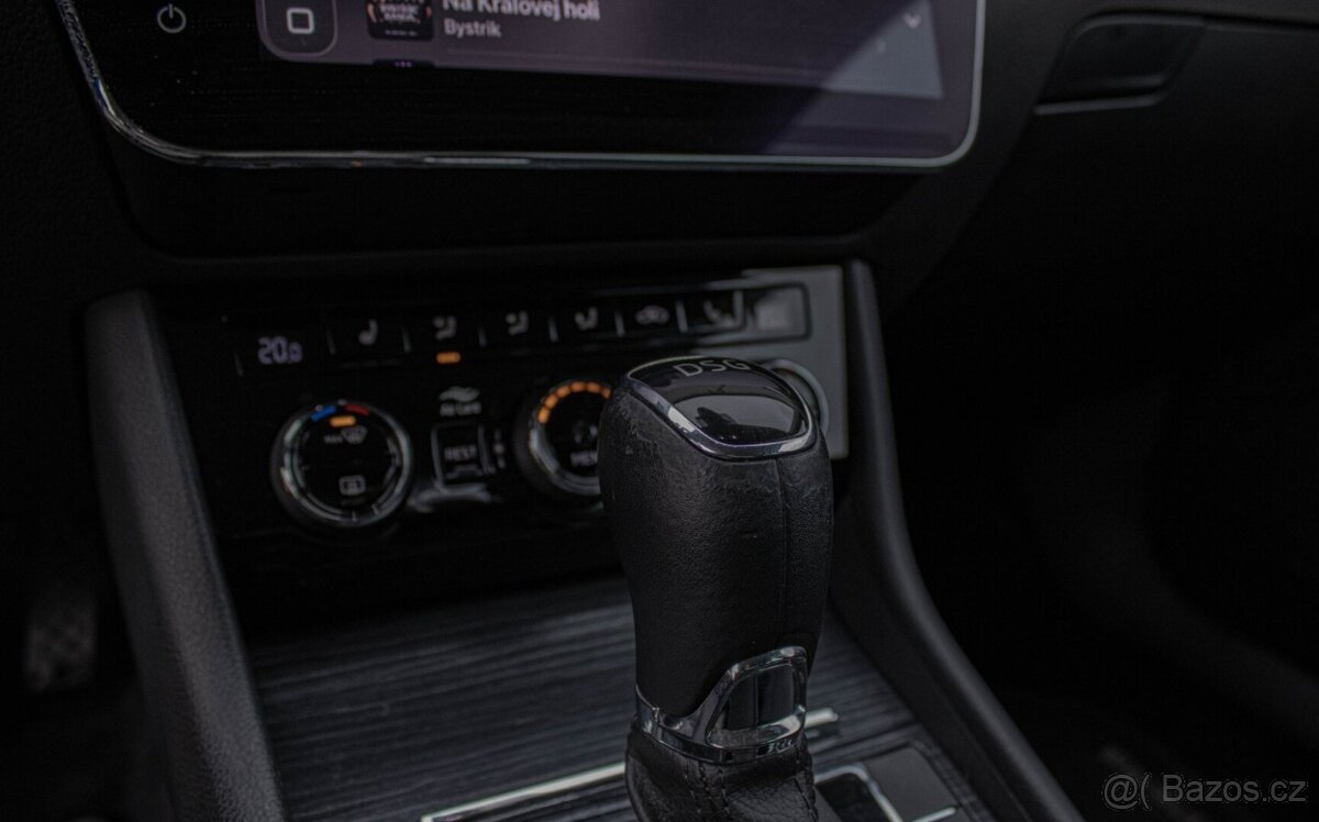 Škoda Superb 2.0 TDI 2021 - 17