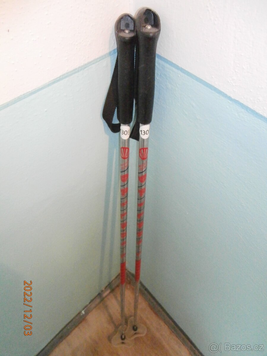 Lyže, vázání, přeskáče a hůlky - 17