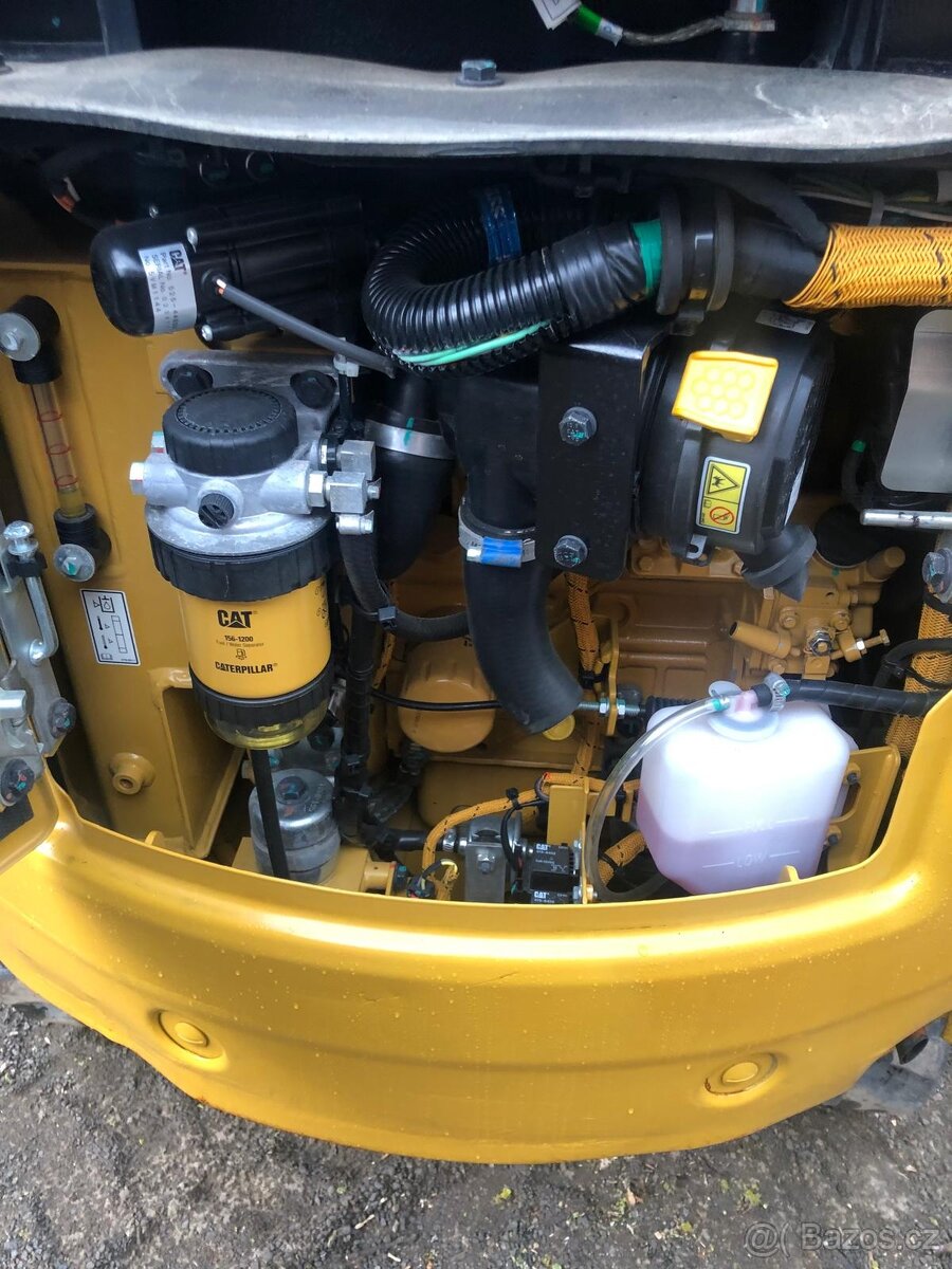 Caterpillar CAT 301.6 - 17