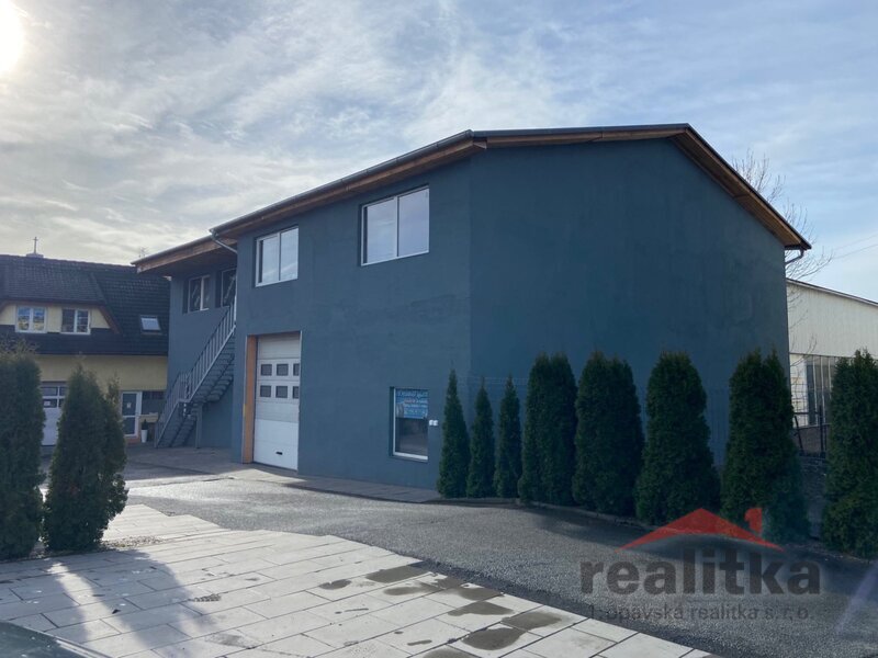 Prodej komerčního areálu s rodinným domem a halou v Opavě, u - 17