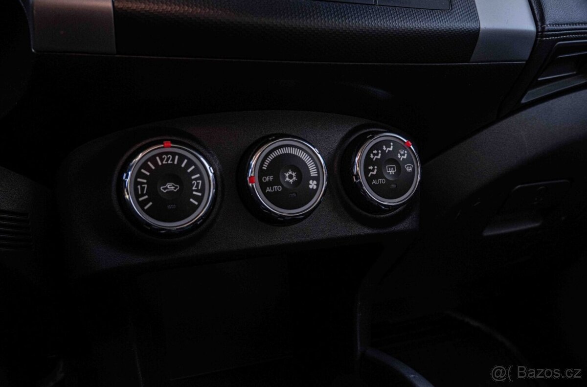 Mitsubishi Outlander 2.2 DI-D - 17