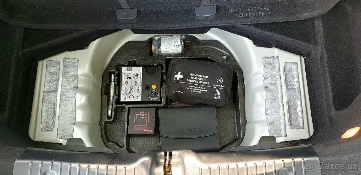 Mercedes Benz SLK 200 R172, nová STK - 17