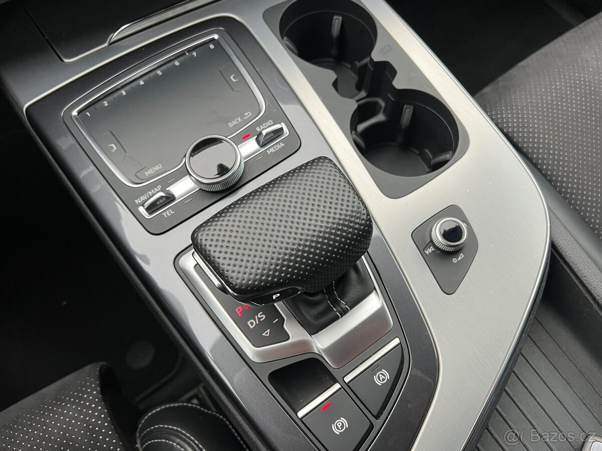 Audi Q7 3.0 TDI 210kw S-line ČR 1.majitel 7 míst - odpočet - 17