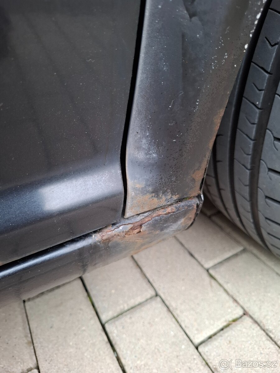 Prodám Golf IV 15 999,- - 17