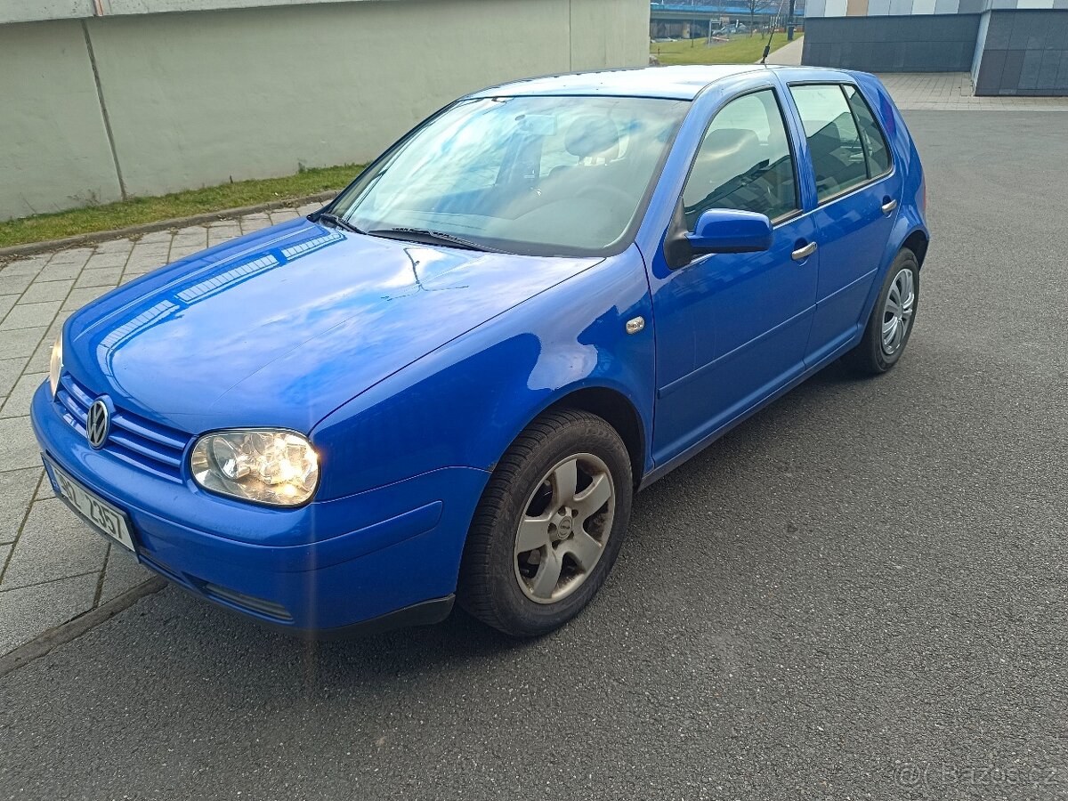 VW Golf lV 1.6 16V, STK 2027 - 17
