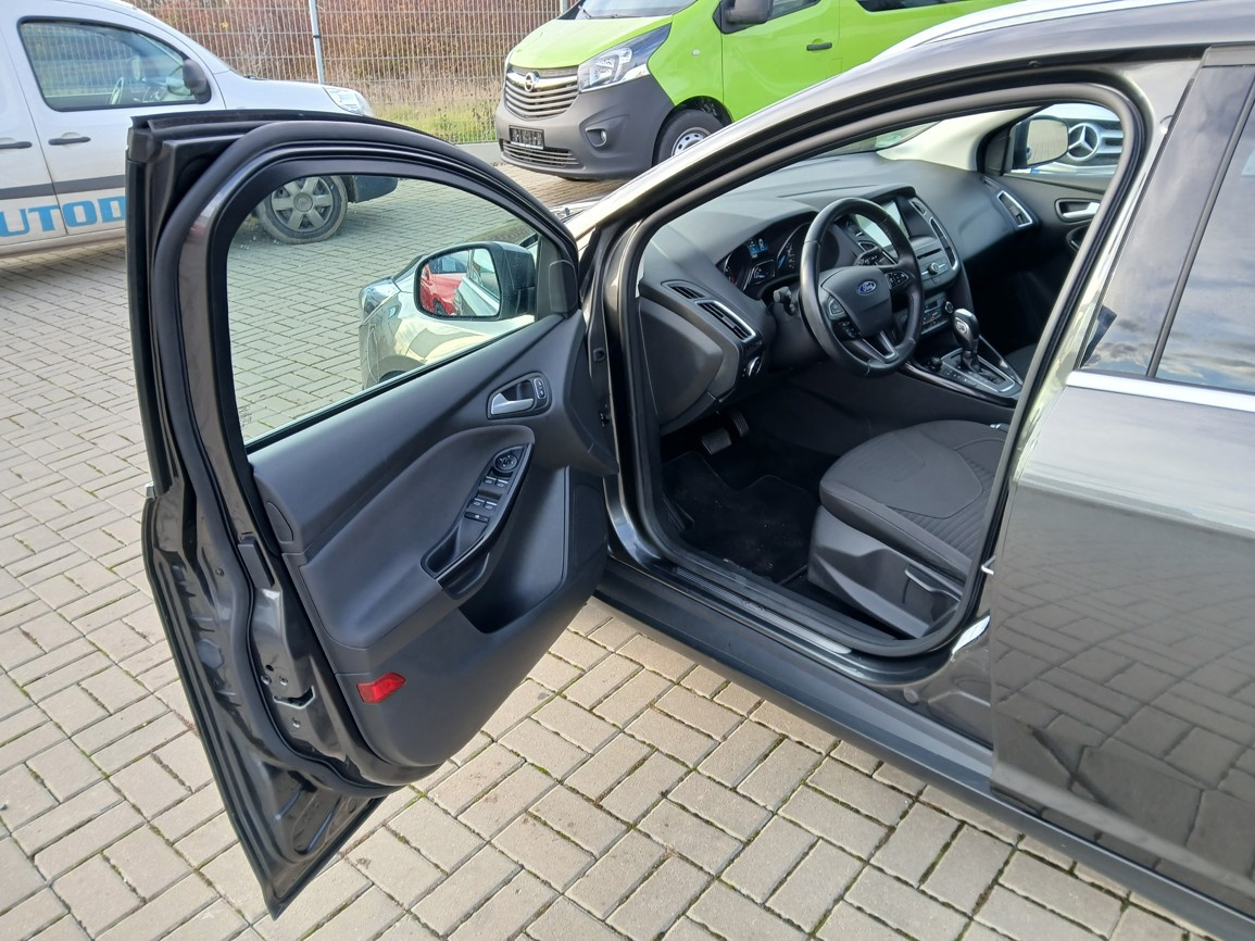 Ford Focus 1,0 Ecoboost Automat - 17