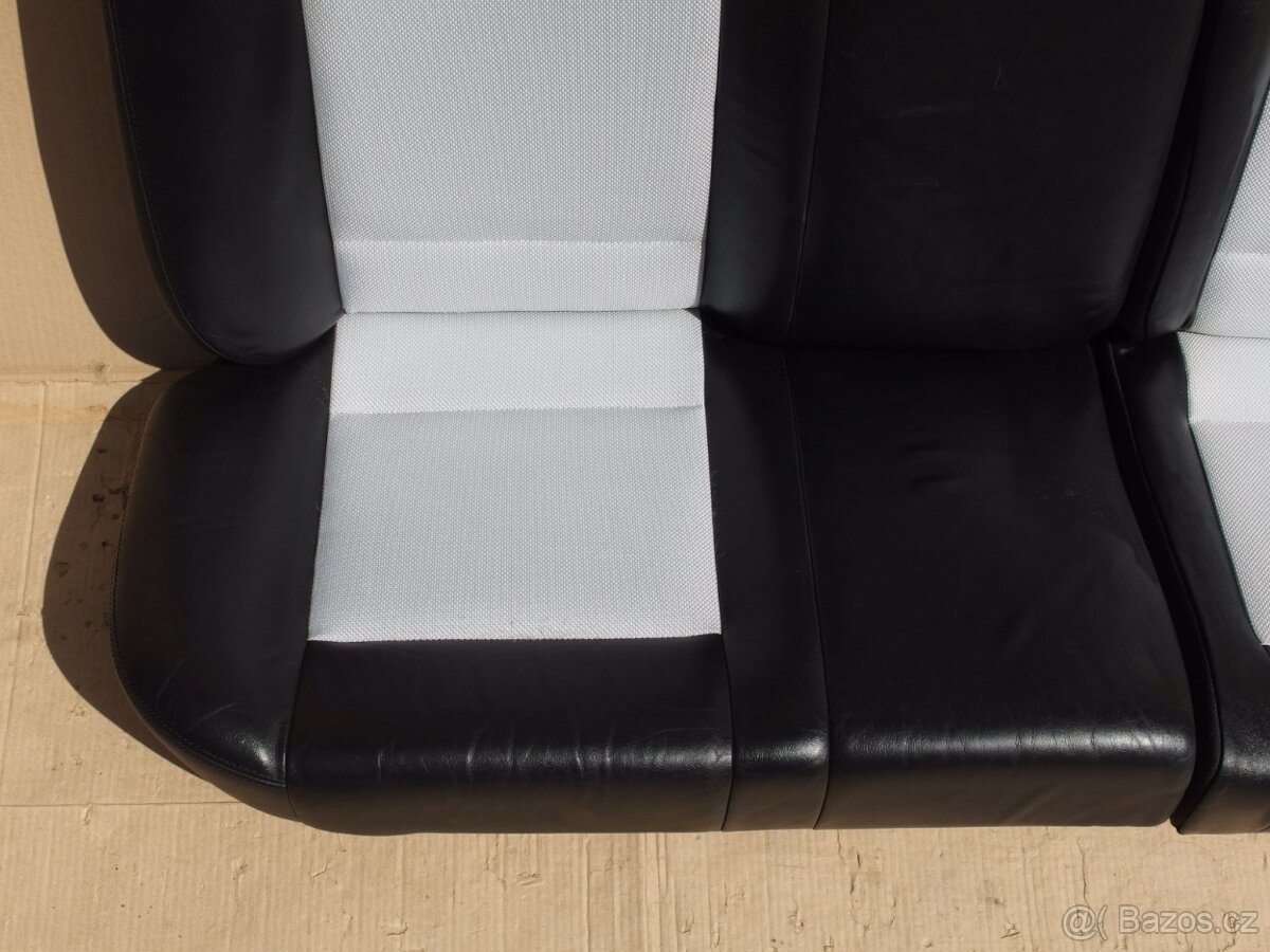 Sada sedaček Škoda Octavia I RS - 17