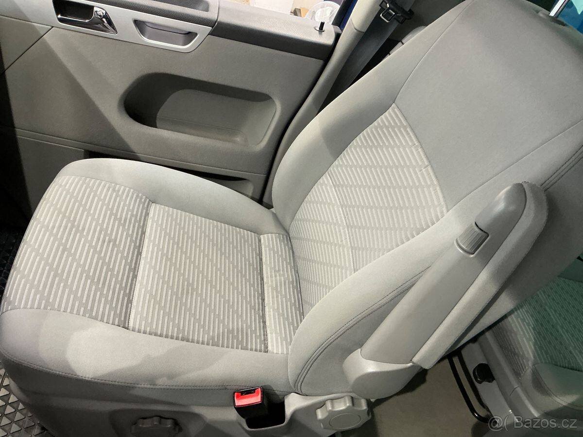 VW Multivan T5 2.0 TDI 103kW,7.sedadel,Webasto,Tažné,Comfort - 17