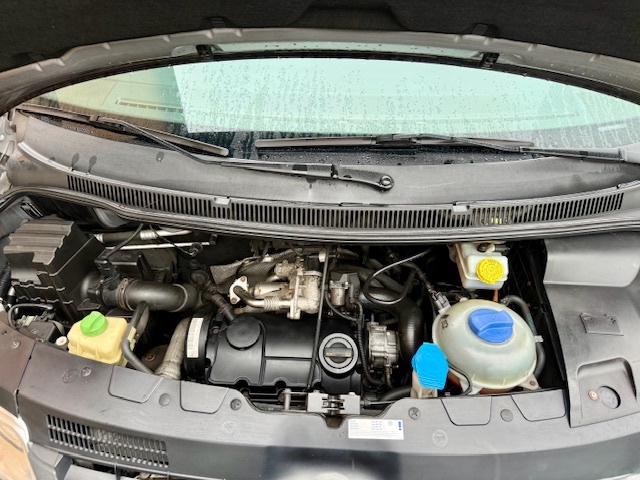 VW Transporter T5 Long 1.9Tdi 75kw rv.2008 - 17