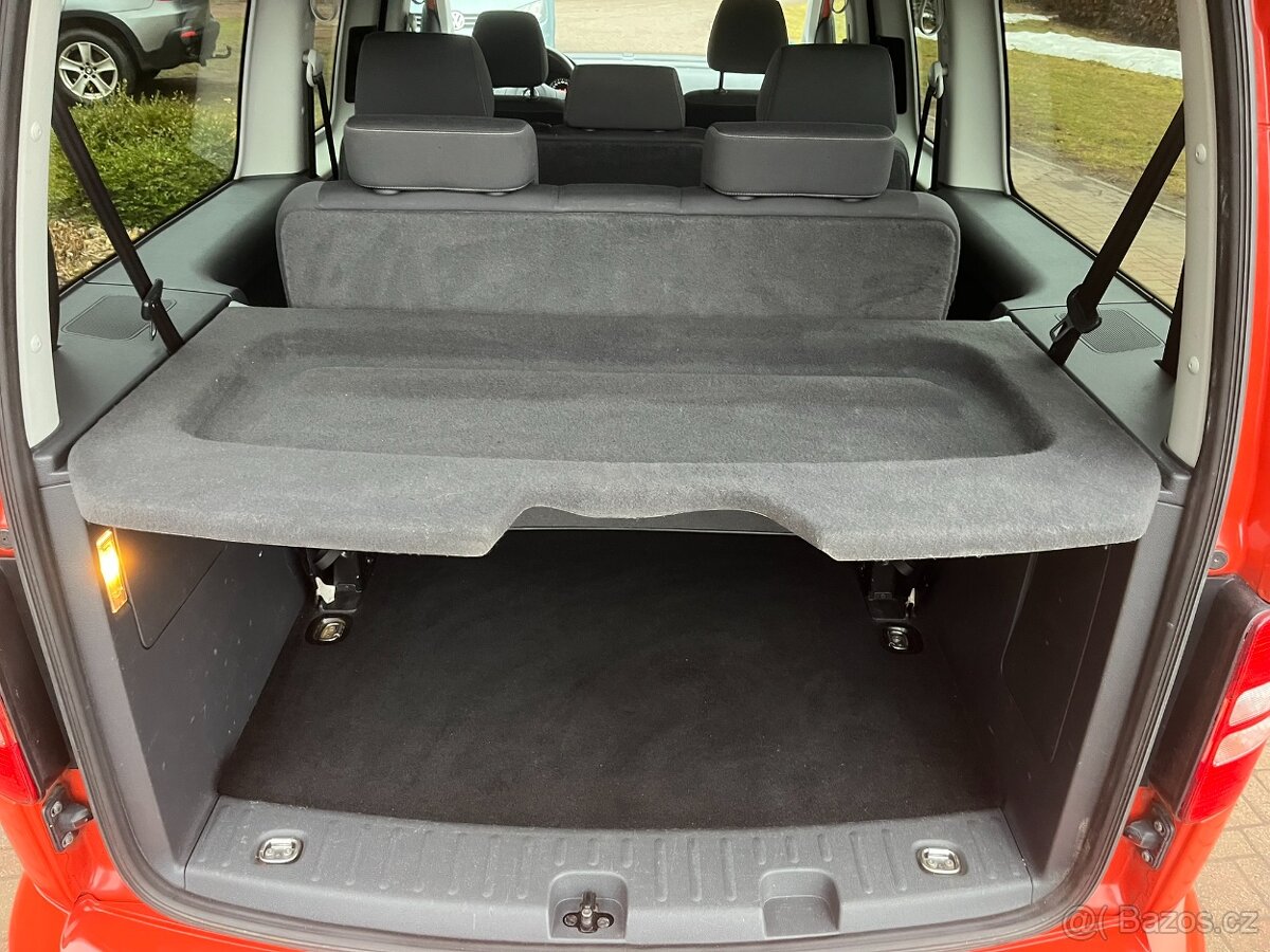 Volkswagen Caddy MAXI 1.2 TSI 77kW 7 Míst Tempomat - 17