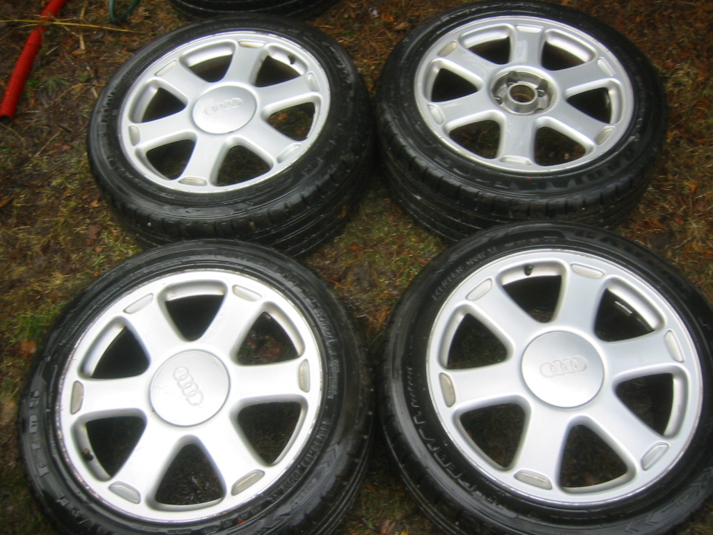 AUDI S8, A8 D2 4.2 265kw quattro MANUÁL facelift -díly - 17