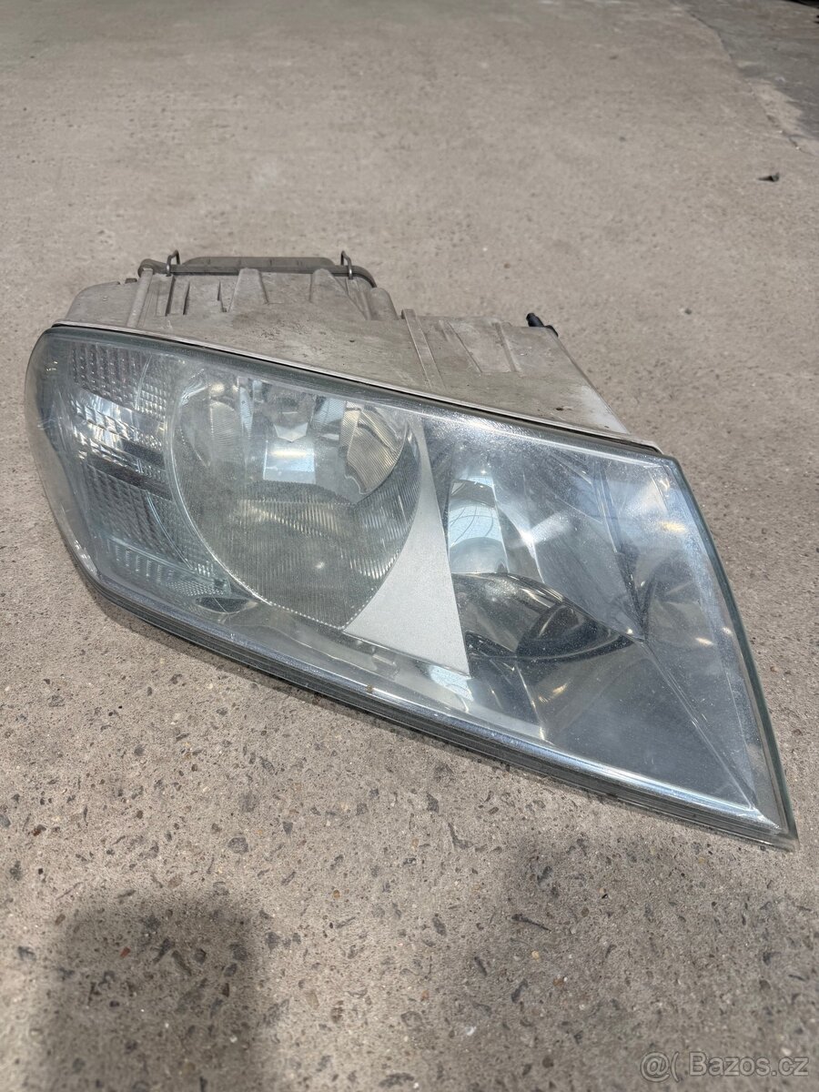 Přední části vozu Octavia 2 - 17