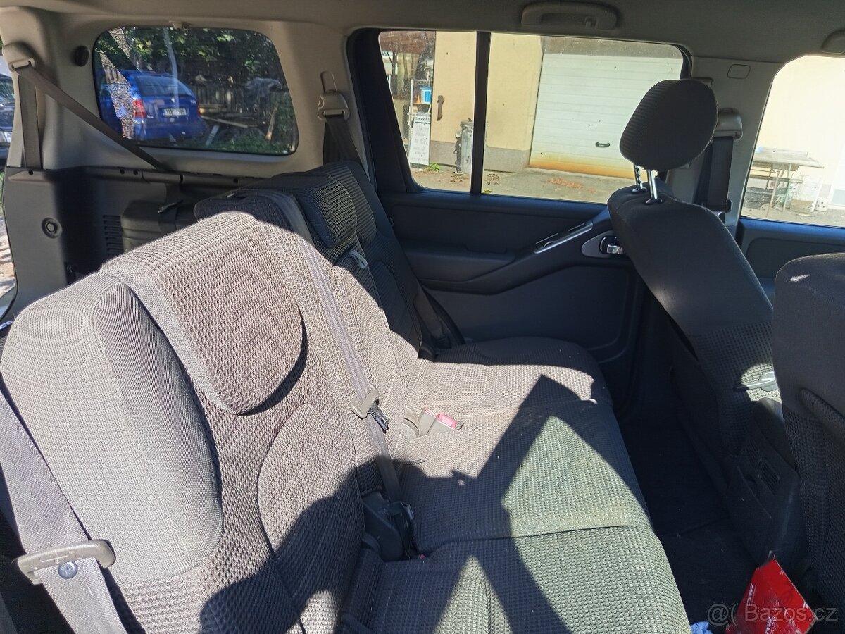 Nissan Pathfinder 2005 - 17