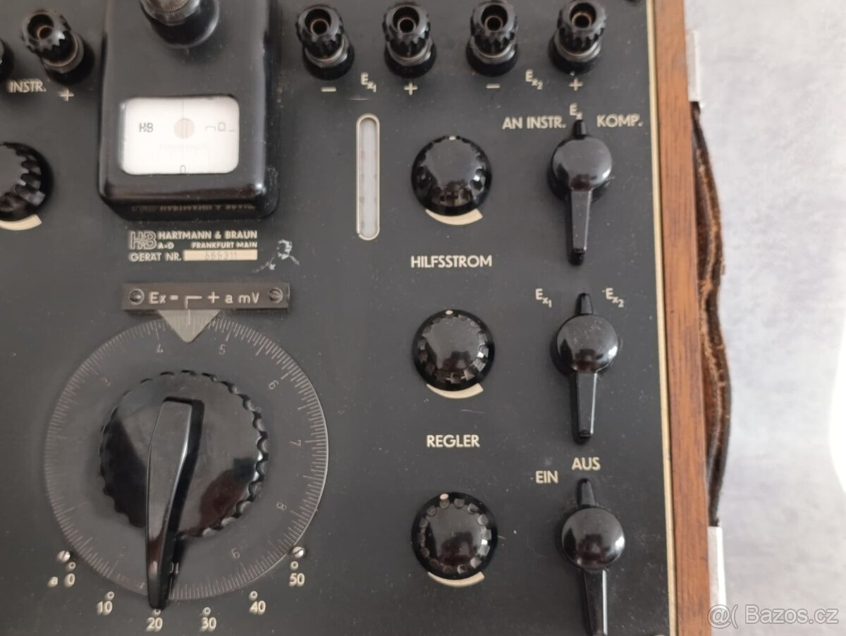 Starý vzhledově velice zachovalý německý přístroj - 17