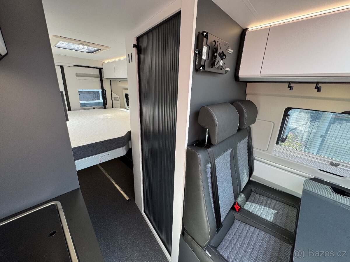 ADRIA TWIN SELECTION 640 SGX, 180 PS, AUTOMAT 8st. - 17