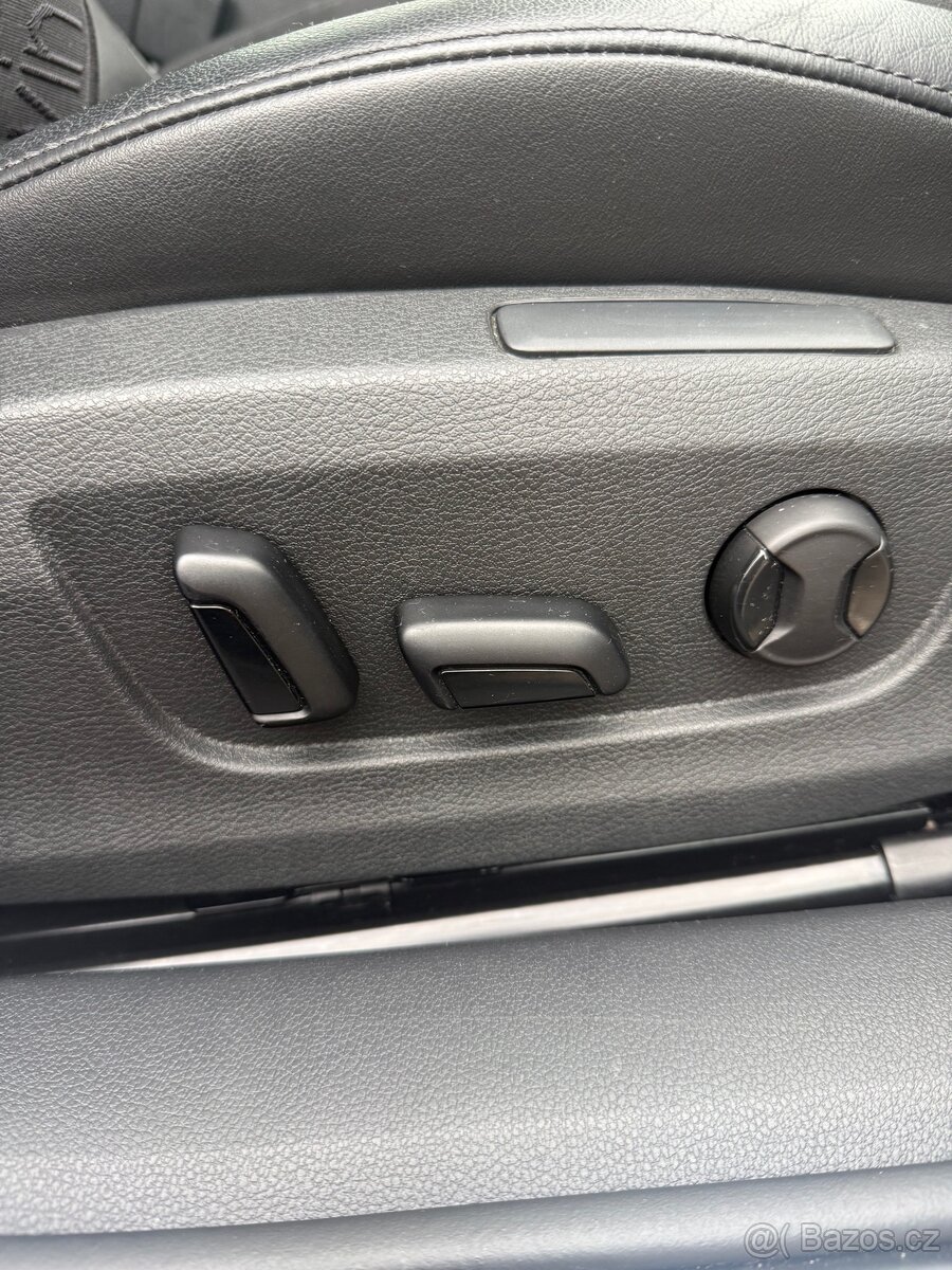 Škoda Superb 2.0 TDI DSG SportLine 4x4 140kw - 17