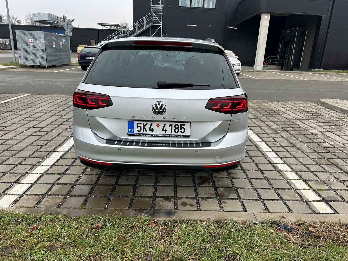 Vw Passat B8 2020 Rok 2,0 - 17