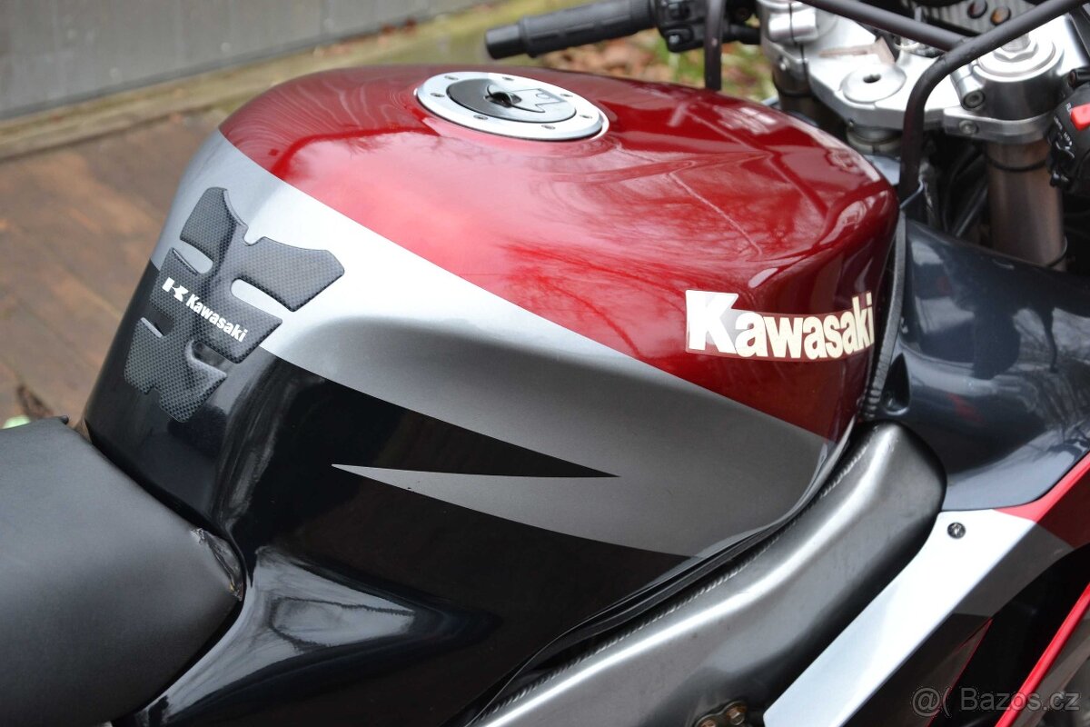 Kawasaki ZX-9R – 104kw, 2. majitelé. - 17