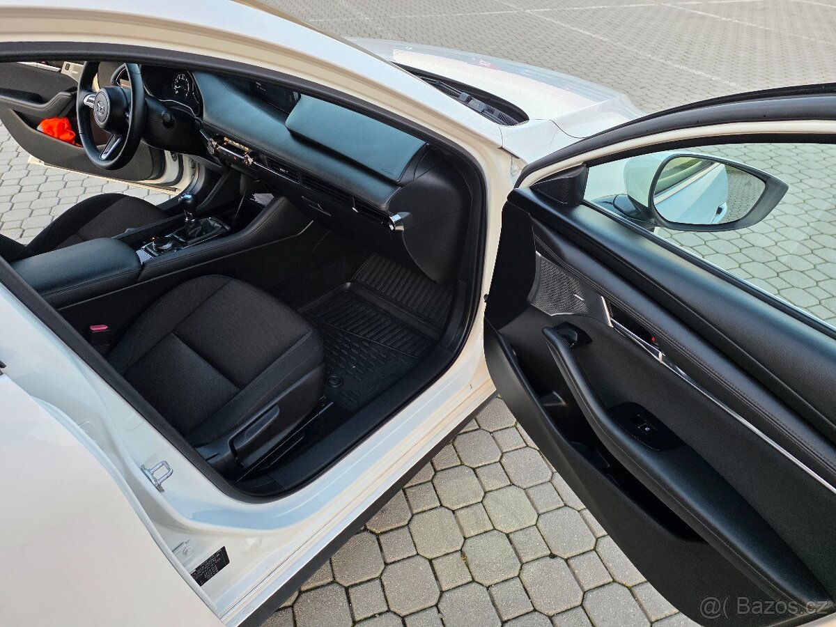 Mazda 3 BP 2019 2.0 - 17