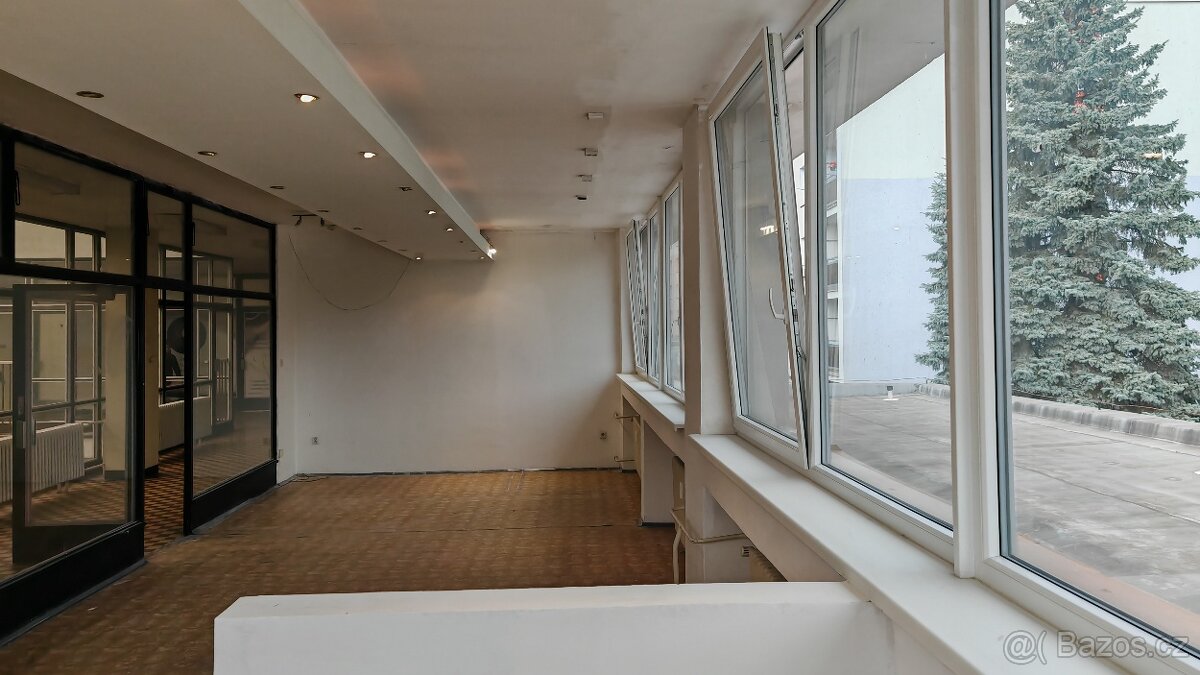 Obchodní centrum Kněžna 55 m2 pěší zóna Rychnov nad Kněžnou - 17