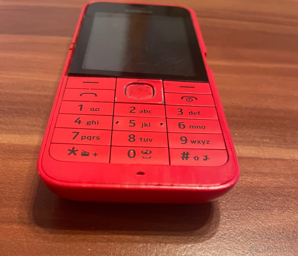 Nokia 220 4G Dual SIM-poškozený kryt - 17