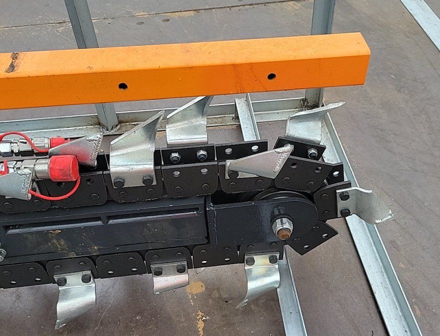 Drážkovací fréza na smykáč - 17