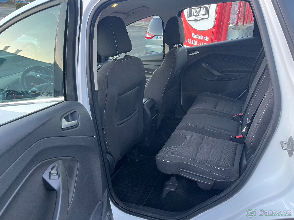 Ford Kuga 2.0 TDCi • 3/2016 • 88kw • 1.majitel v ČR - 17